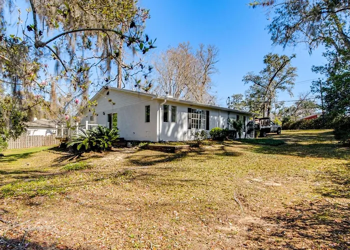 2 Mi To Fsu: Pet-friendly Retreat W/ Private Yard Holiday home Tallahassee